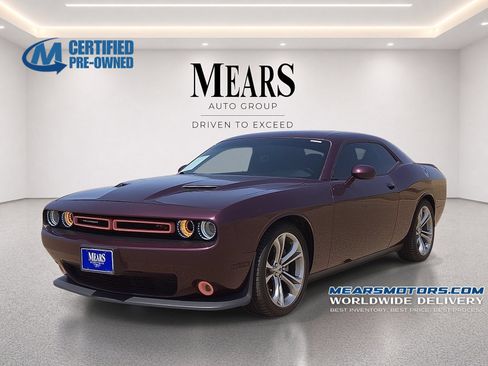 Used 2021 Dodge Challenger R/T RWD image 1