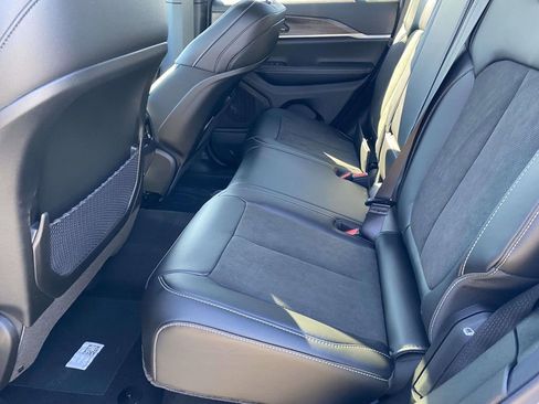 New 2026 Jeep Grand Cherokee Altitude RWD image 9