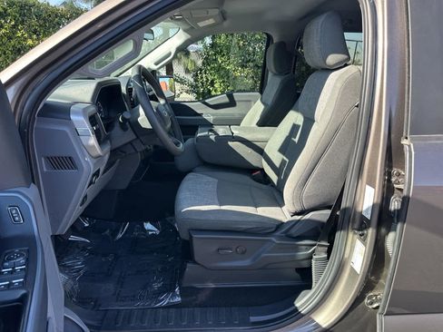 Used 2023 Ford F150 XLT image 11