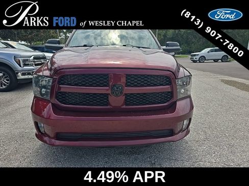Used 2021 RAM 1500 Express w/ Express Value Package RWD image 3