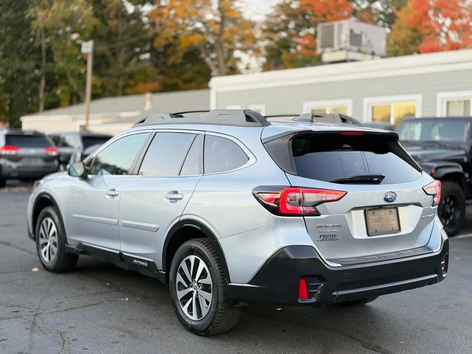 Used 2020 Subaru Outback Premium AWD/4WD image 8