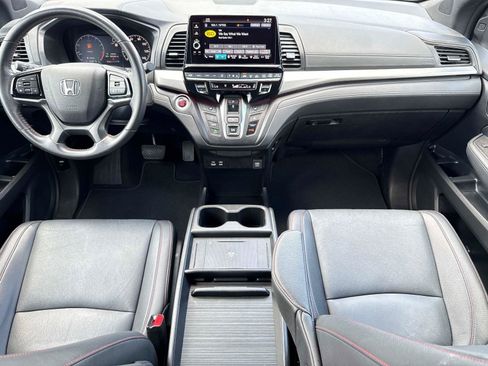 Certified 2025 Honda Odyssey Sport-L image 17