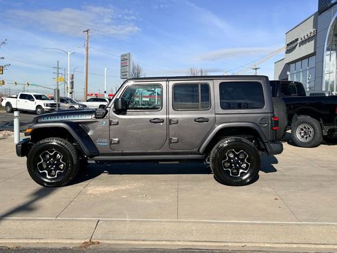 Used 2022 Jeep Wrangler Unlimited Rubicon 4xe image 9