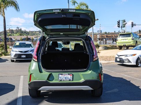 Used 2023 Kia Soul EX image 25