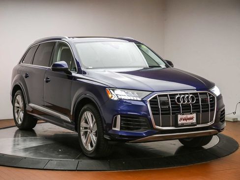 Certified 2024 Audi Q7 3.0T Premium Plus AWD/4WD image 2