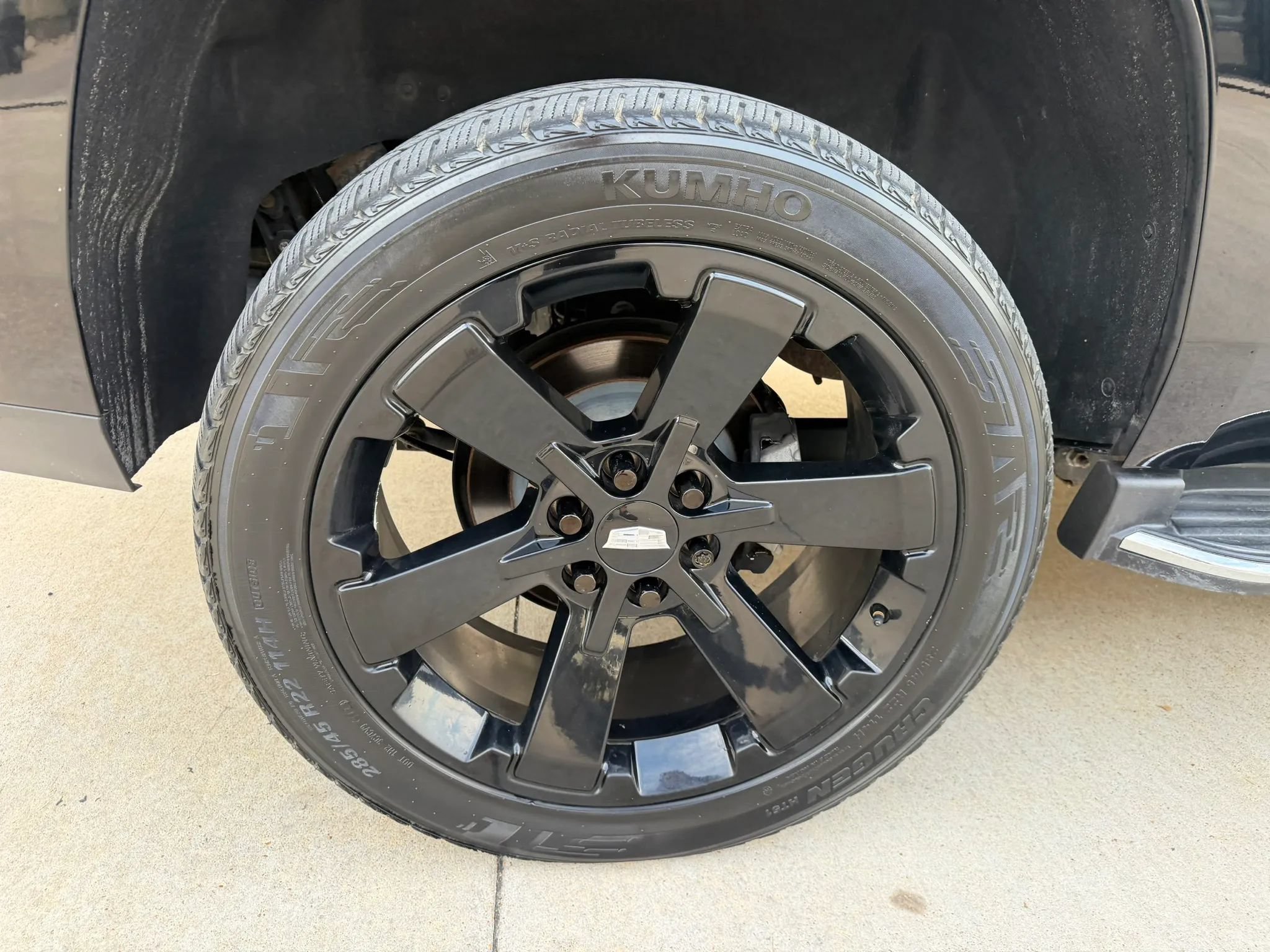 Used 2019 Cadillac Escalade Luxury AWD/4WD image 75