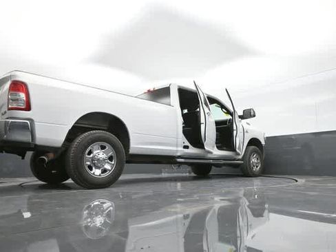 Used 2022 RAM 3500 Big Horn image 90