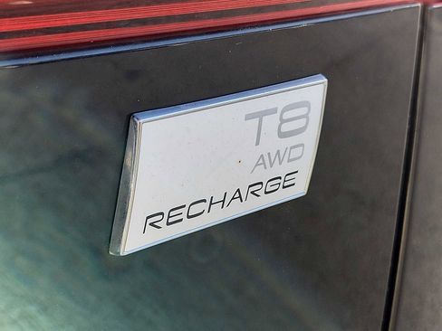 Certified 2024 Volvo XC60 T8 Ultimate w/ Protection Package Premier image 49