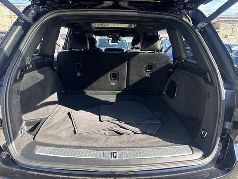 Used 2022 Jeep Grand Cherokee Overland image 9