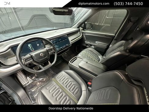 Used 2023 Rivian R1T Adventure image 13