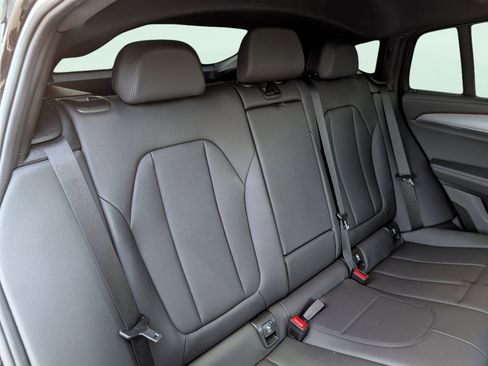 Used 2021 BMW X4 xDrive30i w/ M Sport Package image 24