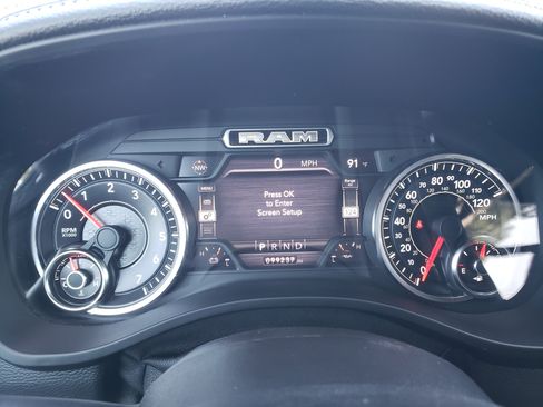 Used 2021 RAM 1500 Laramie w/ Sport Appearance Package AWD/4WD image 17