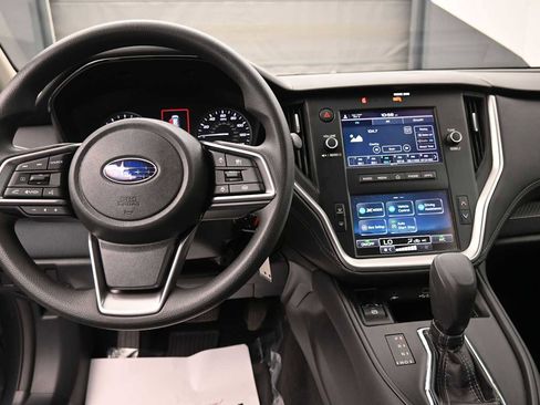 Used 2024 Subaru Outback AWD/4WD image 14