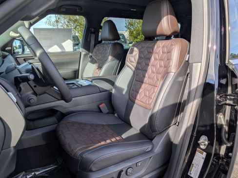 New 2026 Nissan Armada Platinum Reserve AWD/4WD image 13