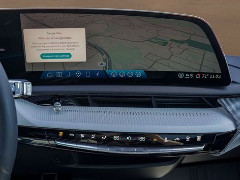 New 2026 Cadillac Optiq Luxury 2 image 13