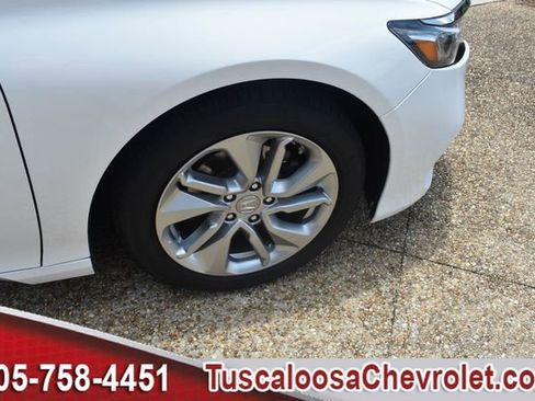 Used 2019 Honda Accord LX image 12