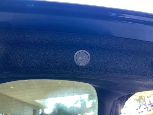 Used 2026 Tesla Model Y 2WD image 35