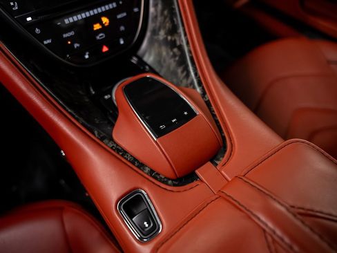 Used 2019 Aston Martin DBS Superleggera image 54