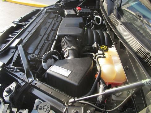 Used 2021 Chevrolet Silverado 1500 LTZ w/ Technology Package image 11