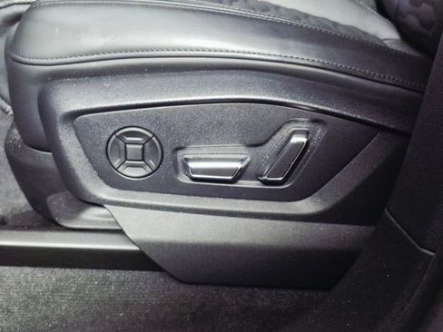 Used 2023 Audi RS Q8 AWD/4WD image 17