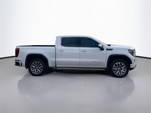Used 2024 GMC Sierra 1500 Denali w/ Denali Reserve Package image 8