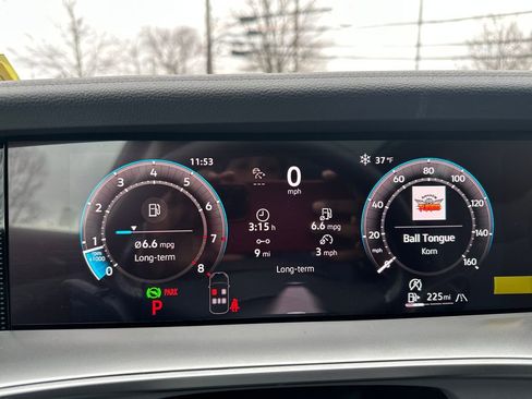 New 2026 Volkswagen Tiguan SE image 8