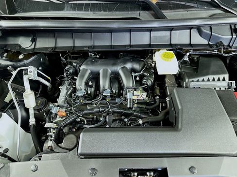 New 2026 Nissan Pathfinder SL image 39