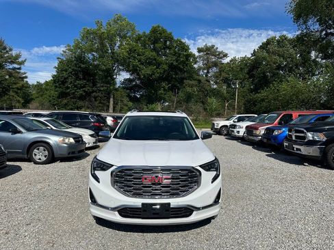 Used 2018 GMC Terrain Denali w/ Advanced Safety Package AWD/4WD image 2