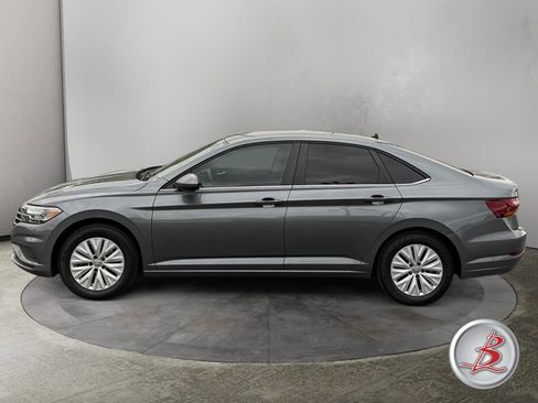 Used 2019 Volkswagen Jetta S w/ Driver Assistance Package FWD image 4
