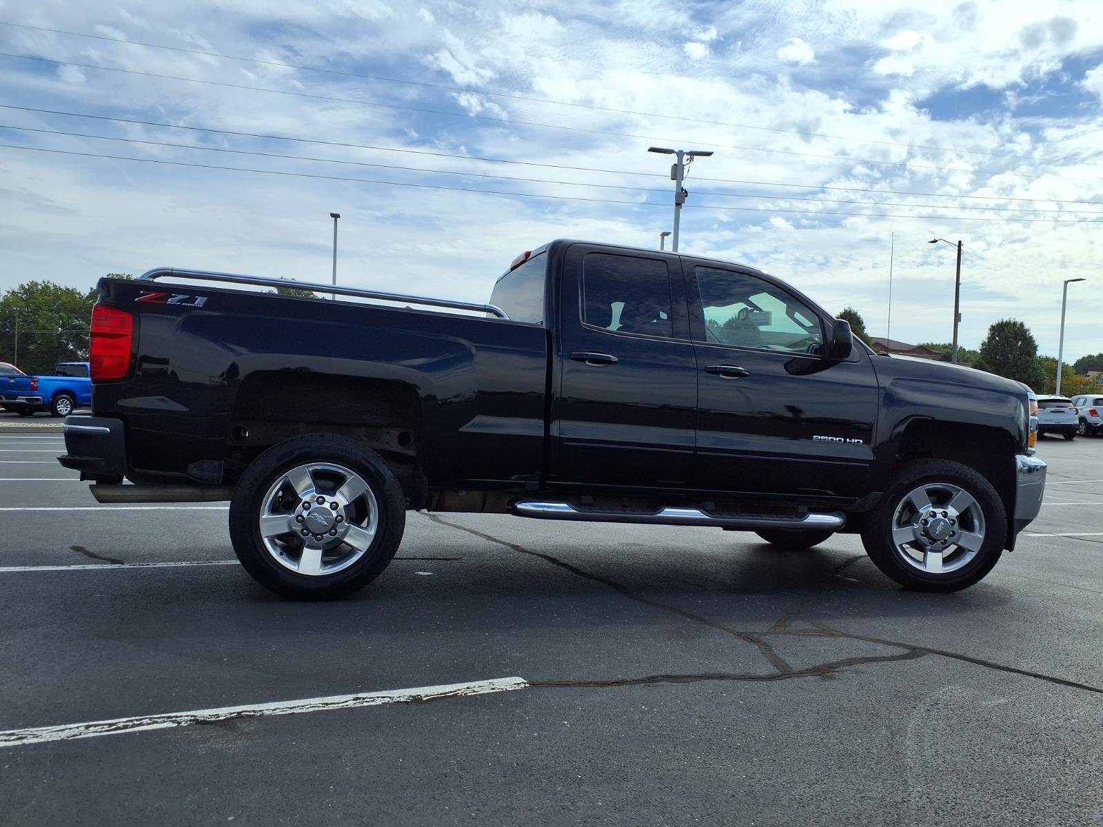Used 2018 Chevrolet Silverado 2500 LT w/ All Star Edition AWD/4WD image 30