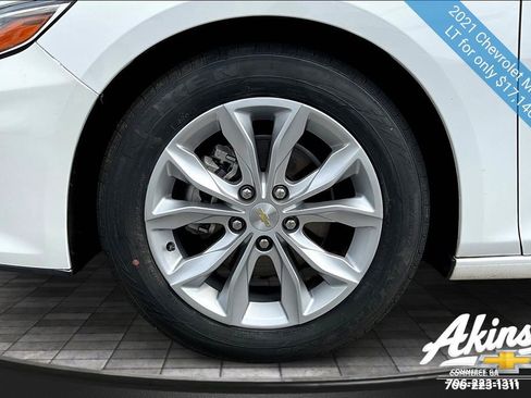 Used 2021 Chevrolet Malibu LT image 22