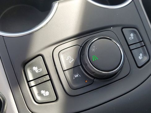 Used 2020 GMC Terrain SLT w/ Preferred Package image 34