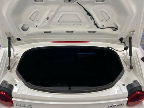 Used 2022 MAZDA MX-5 Miata Grand Touring image 13