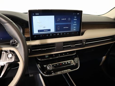 New 2025 Lincoln Corsair Grand Touring w/ Jet Appearance Package image 5