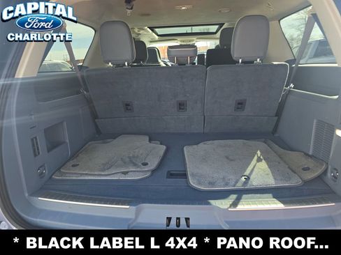 Used 2023 Lincoln Navigator L Black Label image 16
