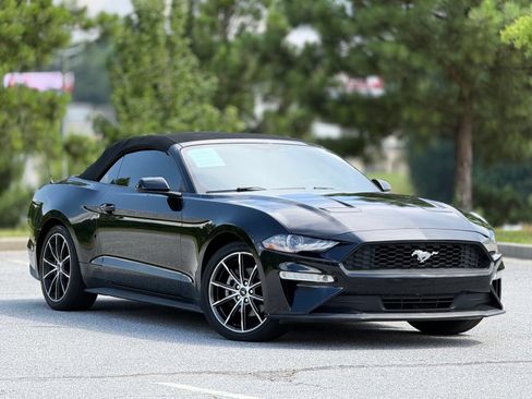 Used 2018 Ford Mustang Convertible w/ Wheel & Stripe Package RWD image 13
