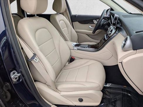 Certified 2022 Mercedes-Benz GLC 300 4MATIC image 26