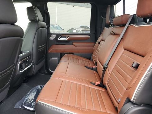 New 2026 GMC Sierra 2500 Denali Ultimate w/ Max Trailering Package image 12