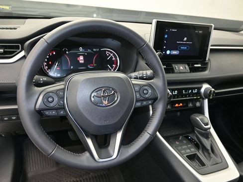 Used 2025 Toyota RAV4 XLE Premium w/ Weather Package AWD/4WD image 19