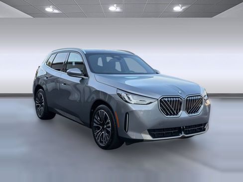Used 2026 BMW X3 xDrive30i w/ Premium Package AWD/4WD image 7