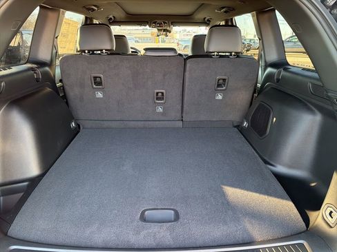New 2026 Jeep Grand Cherokee Limited w/ Limited Altitude Package RWD image 7