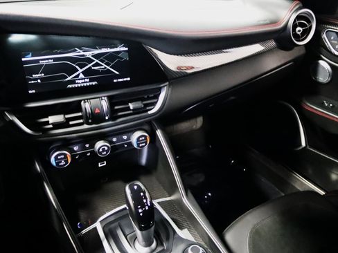 Used 2018 Alfa Romeo Giulia Quadrifoglio w/ Driver Assist Dynamic Package image 54