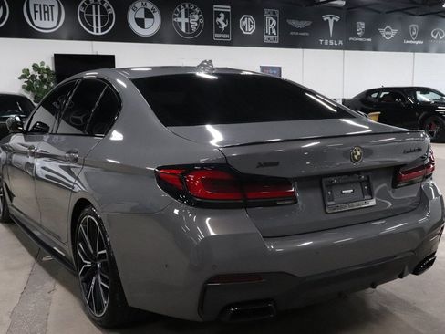 Used 2022 BMW M550i xDrive AWD/4WD image 5