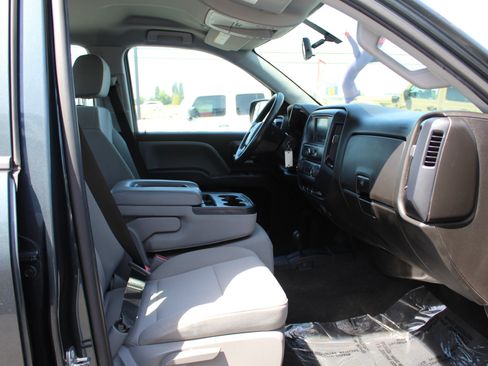 Used 2018 Chevrolet Silverado 1500 W/T w/ Trailering Package AWD/4WD image 23