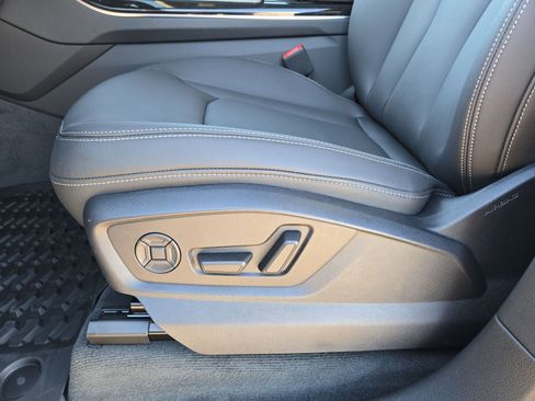 New 2026 Audi Q8 Premium AWD/4WD image 17
