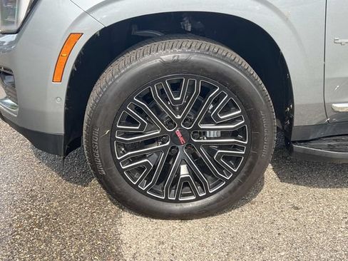 Used 2026 GMC Yukon XL Elevation AWD/4WD image 10