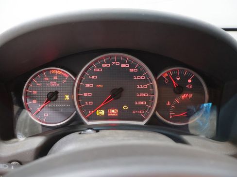 Used 2004 Pontiac Grand Prix GT2 w/ GT Sport Appearance Package FWD image 33