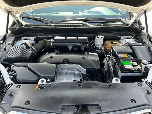 Used 2017 Buick Envision Essence FWD image 28