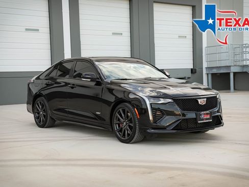 Used 2020 Cadillac CT4 V w/ Climate Package image 1