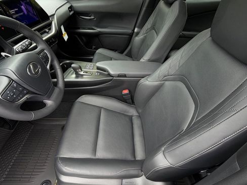 New 2026 Lexus UX 300h AWD image 5